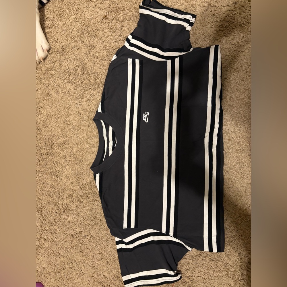 Striped Nike T